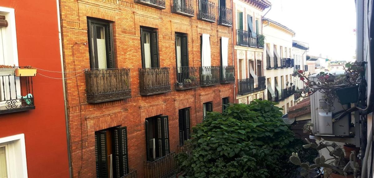 Apartamento Autentico Y Centrico Madrid Exterior foto