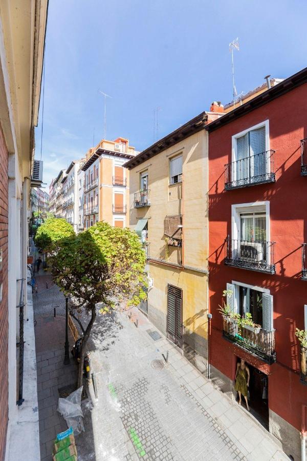 Apartamento Autentico Y Centrico Madrid Exterior foto